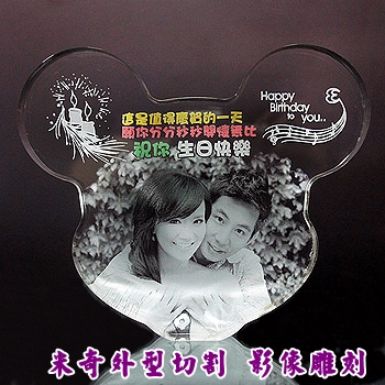 特殊造型切割 壓克力影雕‧彩印1